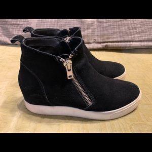 Steve Madden Wedge Suede Zipper Sneaker